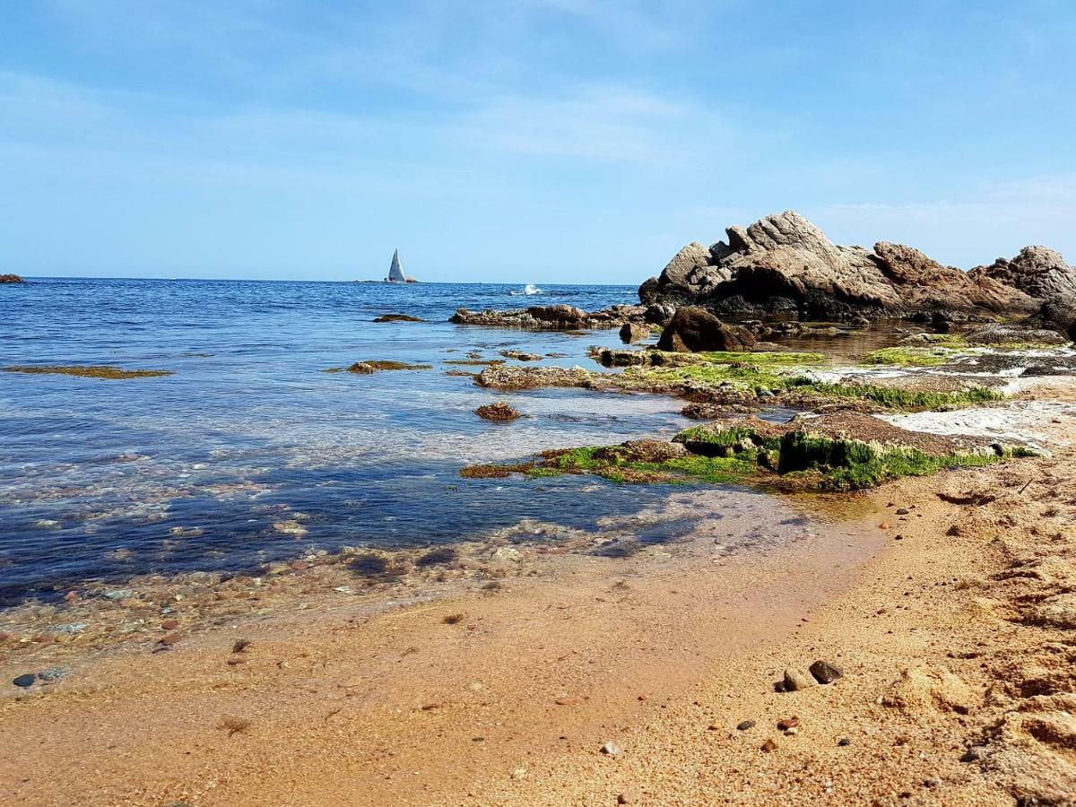 Palamos Apartament Superior Garoina Екстериор снимка